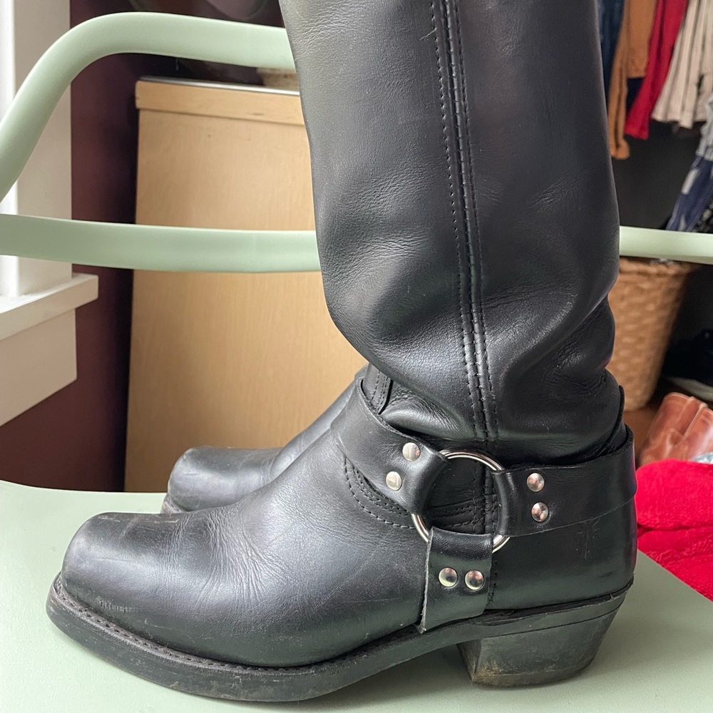 Frye Harness 15r Boots Black